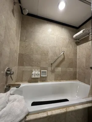 Hotel Ciputra Semarang managed by Swiss-Belhotel International  Kamar Photos