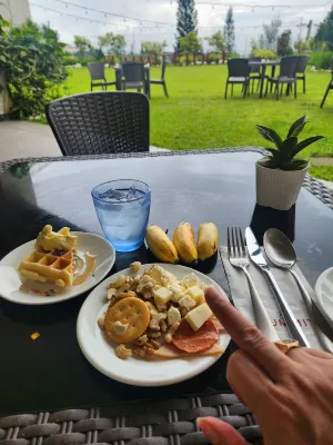 Summit Ridge Tagaytay Dining Photos