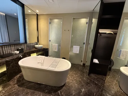 Grand Hyatt Abu Dhabi Hotel and Residence Emirates Pearl Rooms Photos