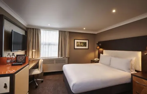DoubleTree by Hilton London Ealing Rooms Photos
