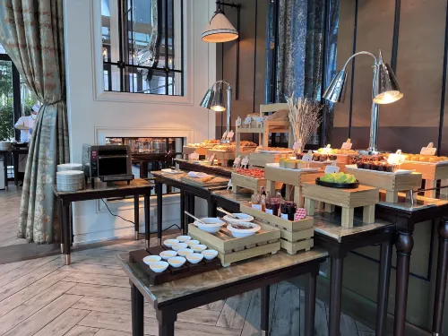 The Fullerton Bay Hotel Singapore Restauration Photos