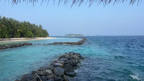NH Maldives Kuda Rah Resort Рядом с отелем Photos