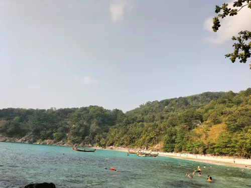Mirage Express Patong Phuket Hotel Рядом с отелем Photos