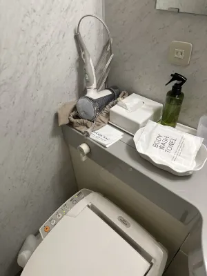 Hotel Sunroute Tokushima Zimmer Photos