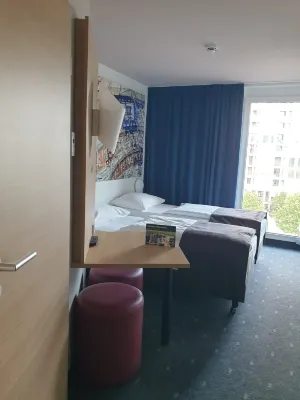 B&B Hotel Berlin-Alexanderplatz Camere Photos