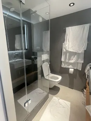 IntercityHotel Wien Chambres Photos
