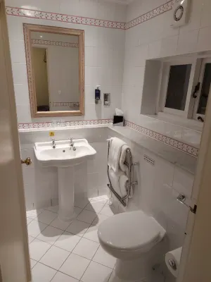Macdonald Alveston Manor Hotel Camere Photos