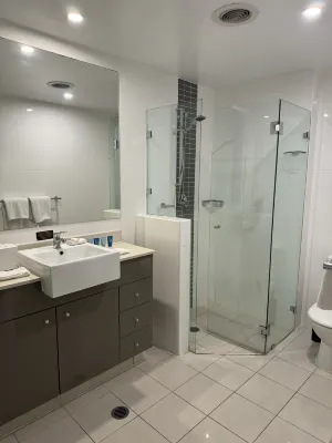 Meriton Suites Kent Street Rooms Photos