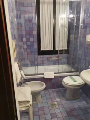 Hotel le Boulevard Rooms Photos