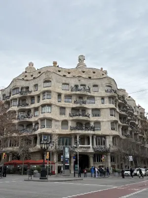 EasyHotel Barcelona Fira Extérieur Photos