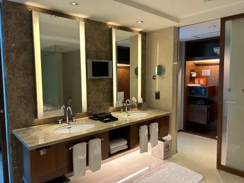 The Eton Hotel Shanghai Phòng Photos