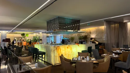 Sheraton Lisboa Hotel & Spa Dining Photos
