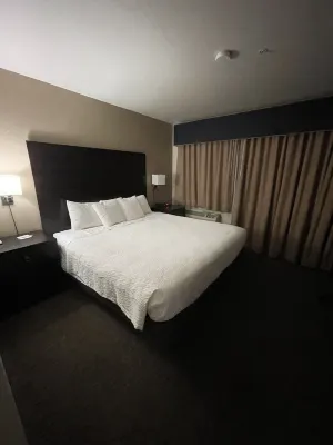 Days Inn & Suites by Wyndham Page Lake Powell Rooms Photos