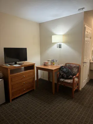 SureStay Hotel by Best Western North Vancouver Capilano Zimmer Photos