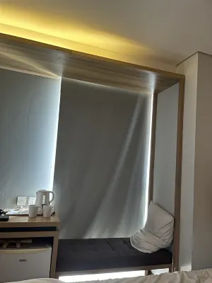 Up-Peak Hotel Simpang Lima Semarang Powered by Archipelago Kamar Photos