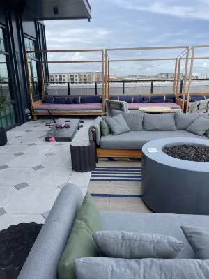 Moxy Charleston Downtown Espaces publics Photos