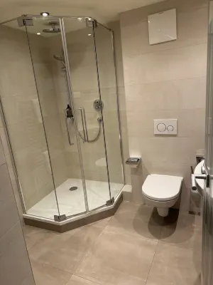 BEST WESTERN Plus Hotel Goldener Adler Innsbruck Zimmer Photos