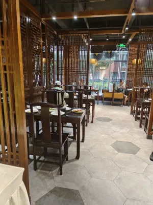 Ascent Hotel Dengfeng Dining Photos