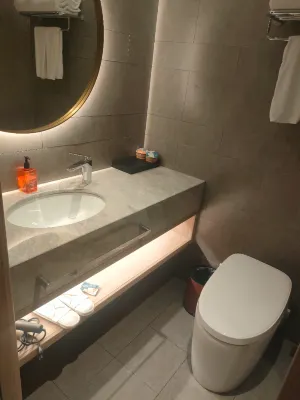Orange Hotel (North Square of Nanchang West Railway Station) Kamar Photos