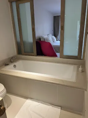 Wyndham Hua Hin Pranburi Resort and Villas Rooms Photos