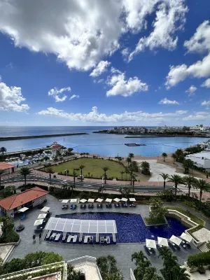 Hilton Okinawa Chatan Resort Public Areas Photos