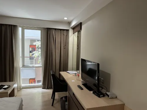 Avissa Suites Kamar Photos