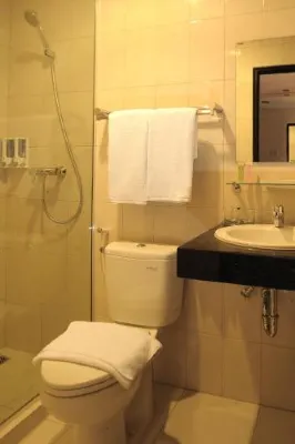 Cordela Hotel Medan Kamar Photos