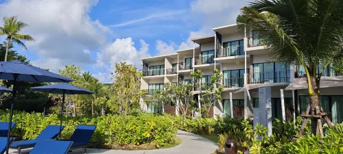 Le Méridien Phuket Mai Khao Beach Resort (Marriott International) Photos