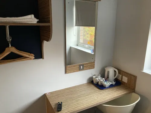 Redwings Lodge Wolverhampton Central Chambres Photos