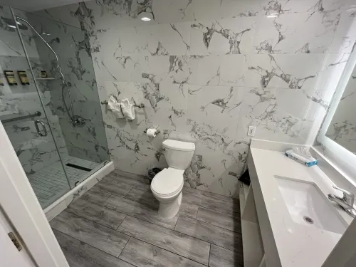 Best Western Plus Sunset Plaza Hotel Rooms Photos