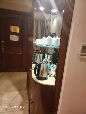 The Alcove Library Hotel Photos