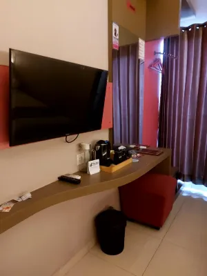 Viva Hotel Kediri, Azana Hotel Collection Kamar Photos