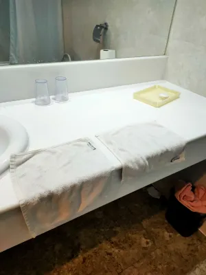 Mandarin Plaza Hotel Rooms Photos