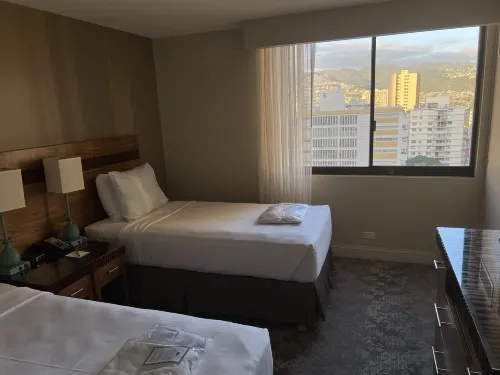 Aston Waikiki Beach Tower Kamar Photos