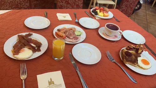 Hotel Schlosskrone Restauration Photos