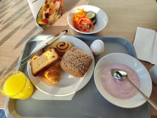 Holiday Inn Express Frankfurt Messe Ristorazione Photos
