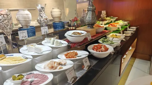 Crowne Plaza Muscat OCEC Restauration Photos