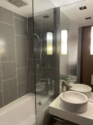 Mercure Hanoi la Gare Rooms Photos