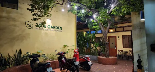 Jade Garden - Secret Courtyard in Saigon Espaces publics Photos