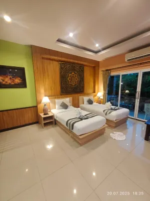 Coconut Beach Resort, Koh Chang Kamar Photos