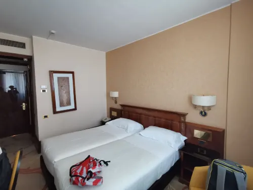 UNA HOTELS Scandinavia Milano Camere Photos