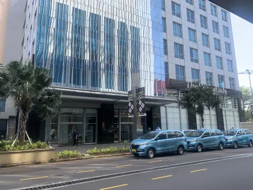 Holiday Inn Express Jakarta Pluit Citygate Eksterior Photos