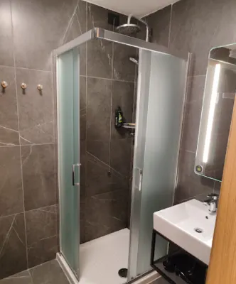B&B Hotel Genova City Center Camere Photos