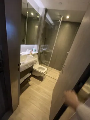 CM+ Hotels and Serviced Apartments Kamar Photos