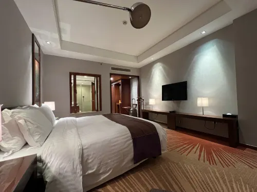 Baolong Hotel Rooms Photos