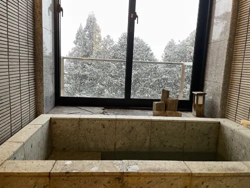 Yunoshimakan Zimmer Photos