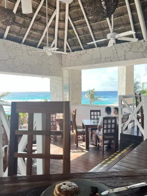 The Pyramid Cancun by Oasis - All Inclusive Espaces publics Photos