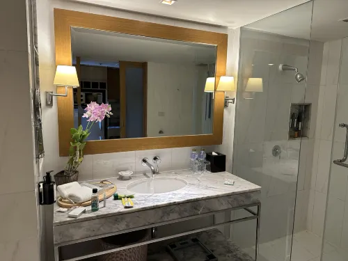 Lebua at State Tower Rooms Photos