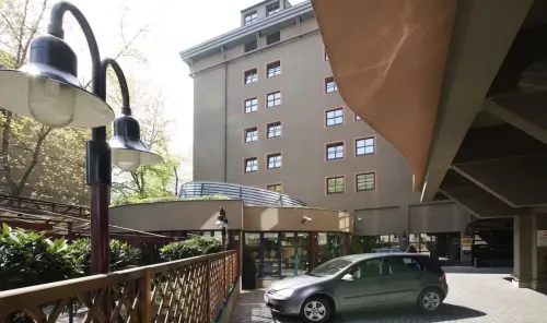 Ibis Budapest Heroes Square Общественные зоны Photos