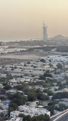 Mercure Dubai Barsha Heights Hotel Suites And Apartments Рядом с отелем Photos
